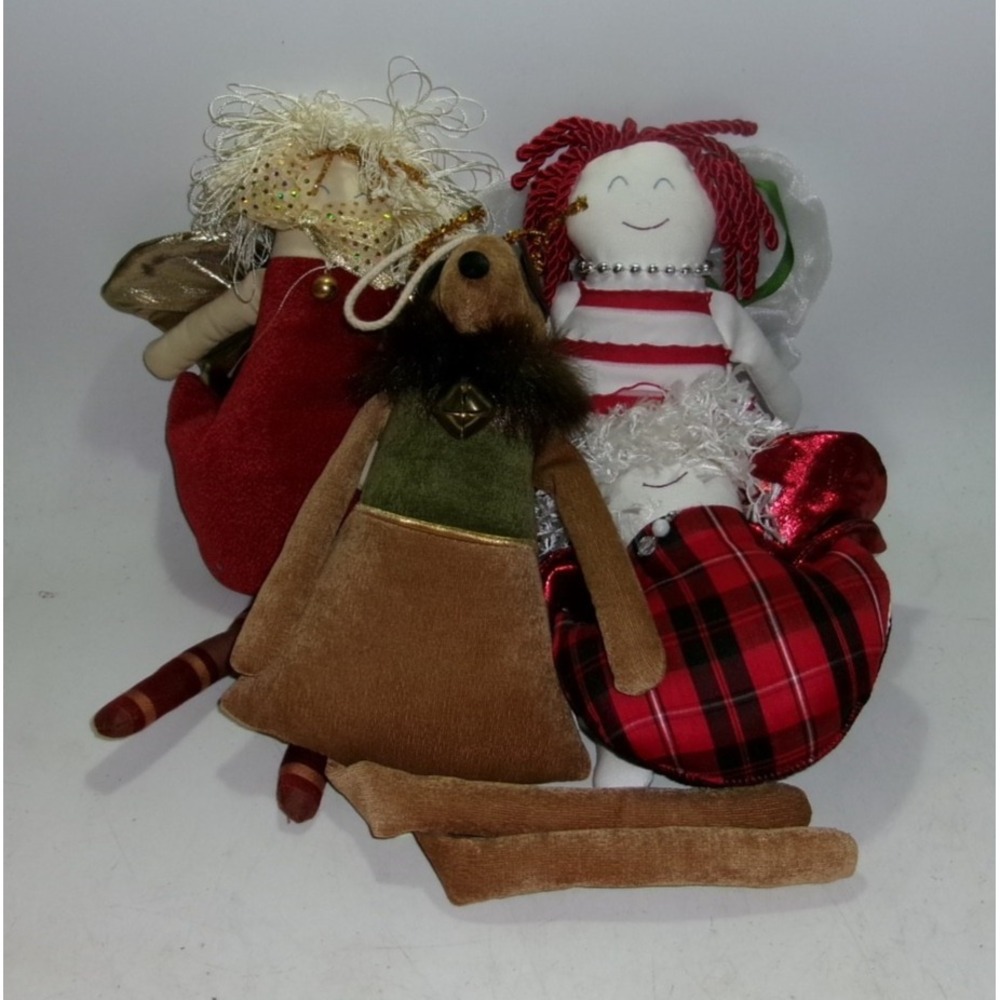 Woof & Poof Lot of 4 – 3 Christmas Angels  + 1 Reindeer – Used – Normal Wear